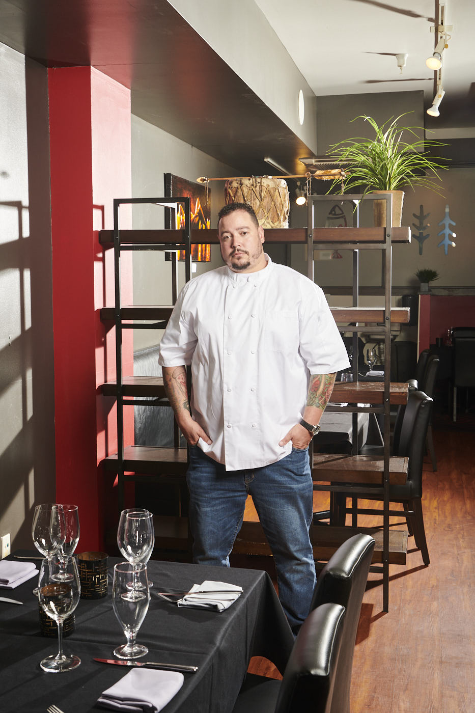 022-chef-brother-luck-restaurant-portrait