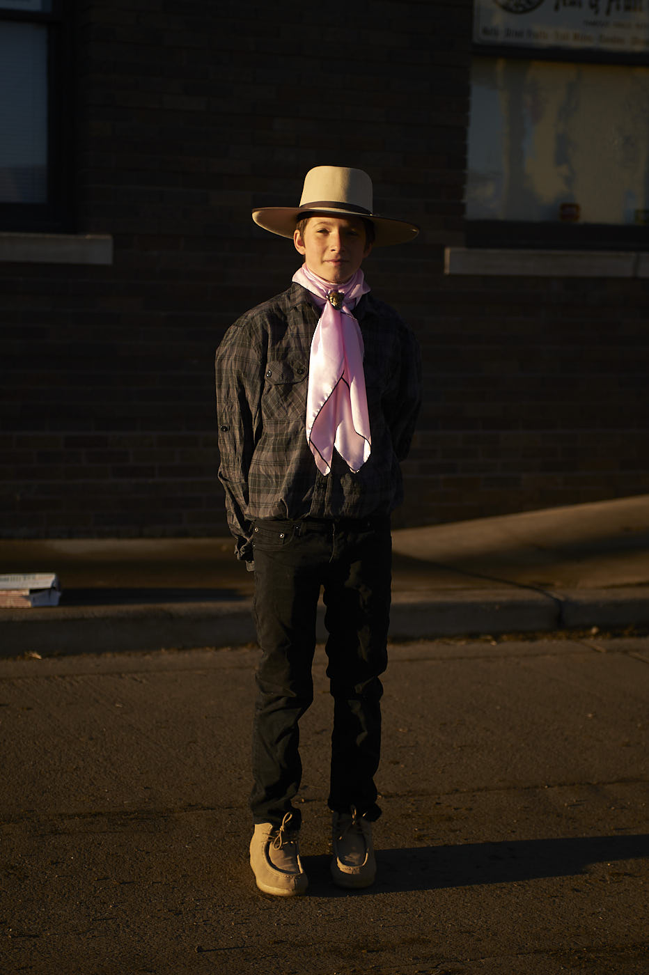 029-boy-with-cowboy-hat-smiling-portrait