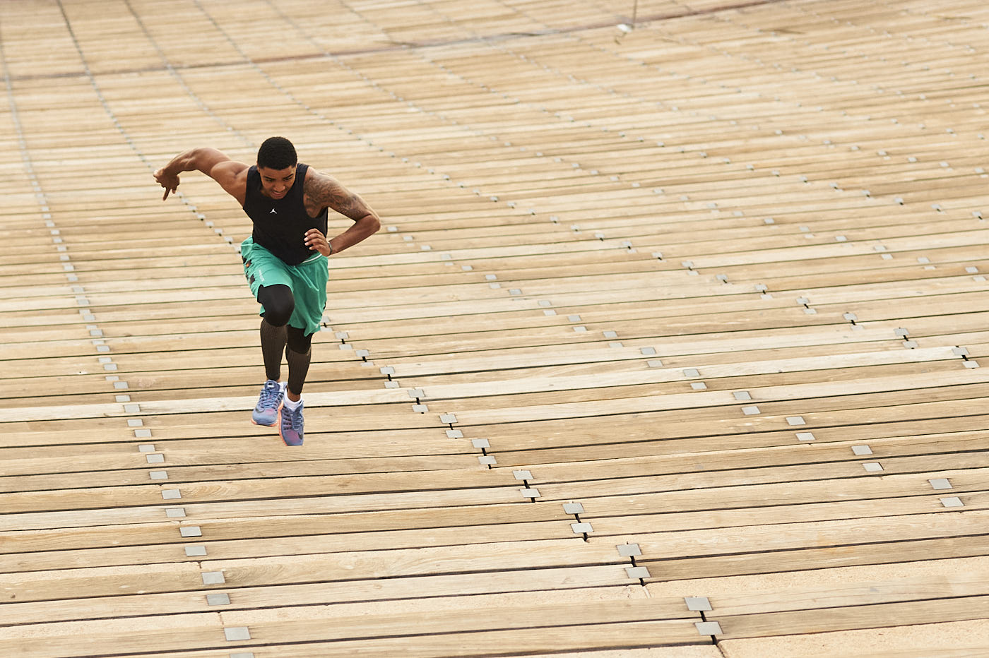 07-athlete-running-redrocks